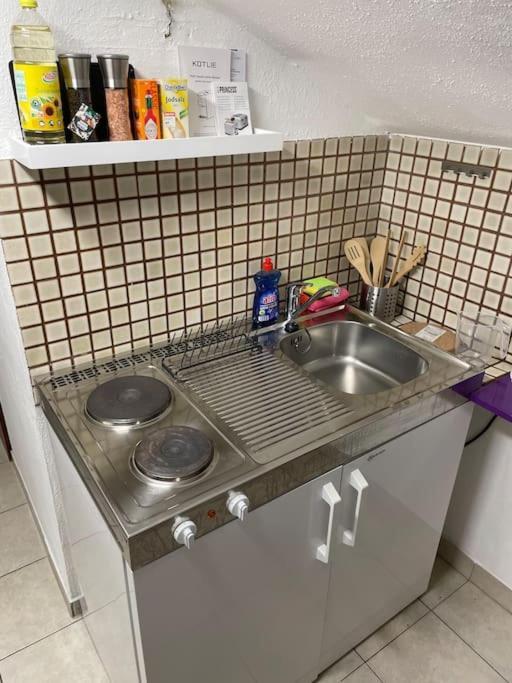 Comfortable Apartment In Commercial Centre Unterhaching Extérieur photo
